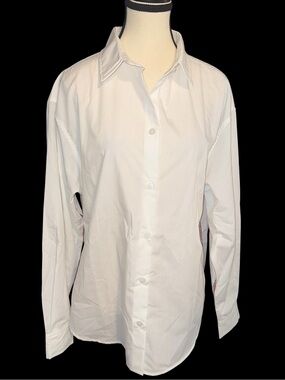 Urban Daizy Classic men’s small White Button-Up Shirt NWT